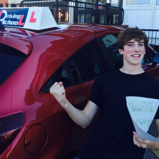 1drivingschool passed student